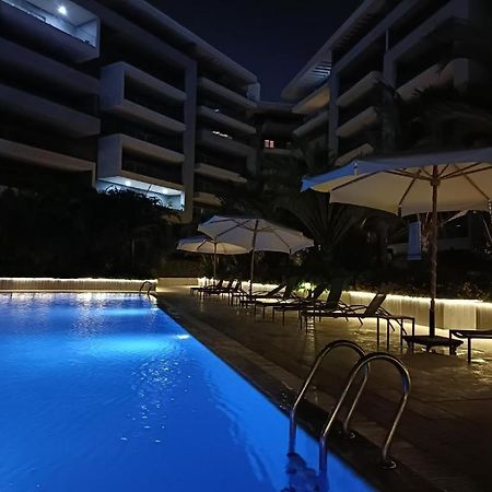 Parkside Boutique 3 Bbr Serviced Apartment - Ocean Blue - Near Airport Каїр Екстер'єр фото