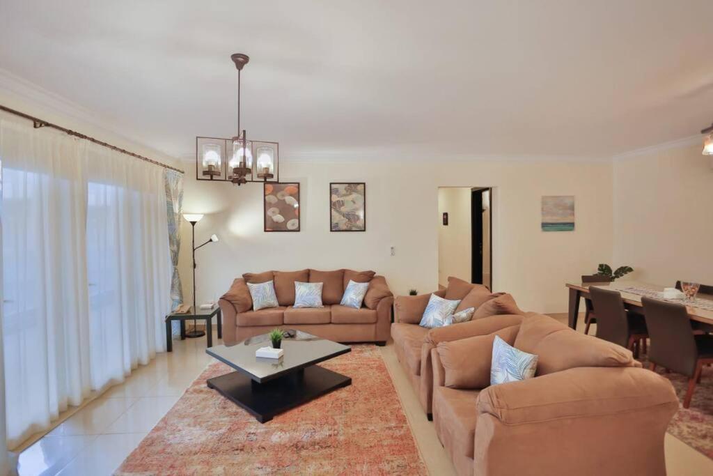 Parkside Boutique 3 Bbr Serviced Apartment - Ocean Blue - Near Airport Каїр Екстер'єр фото