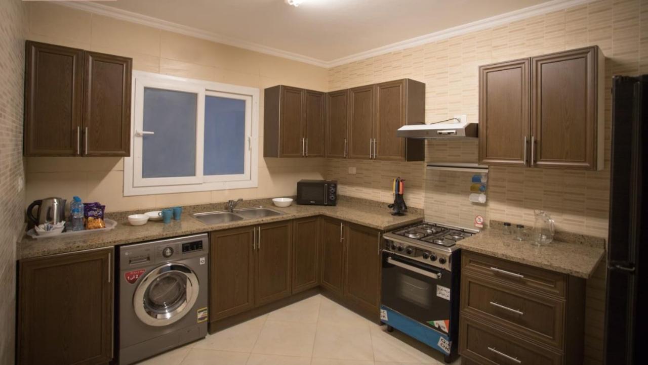 Parkside Boutique 3 Bbr Serviced Apartment - Ocean Blue - Near Airport Каїр Екстер'єр фото